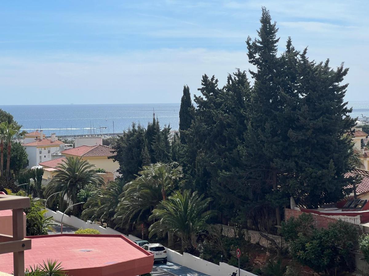 Apartamento Tropical Con Piscina Cerca De La Playa Torremolinos Exterior photo