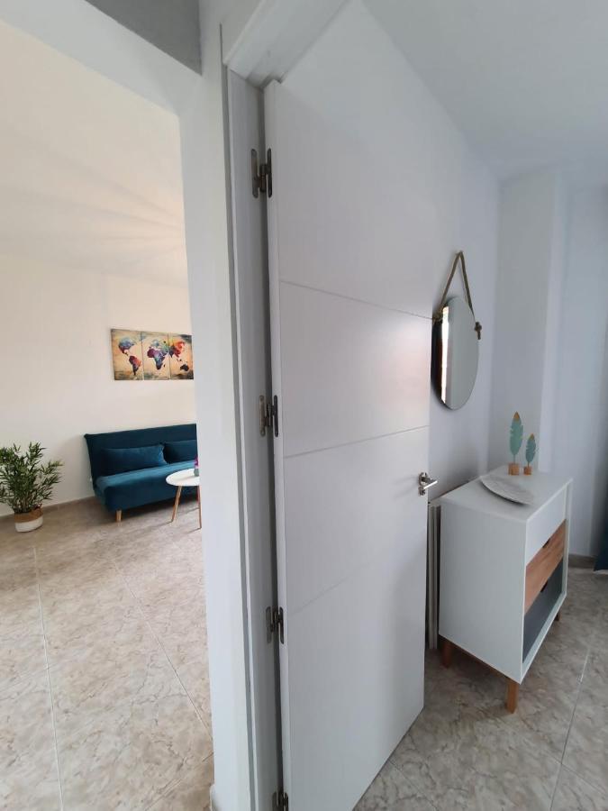 Apartamento Tropical Con Piscina Cerca De La Playa Torremolinos Exterior photo