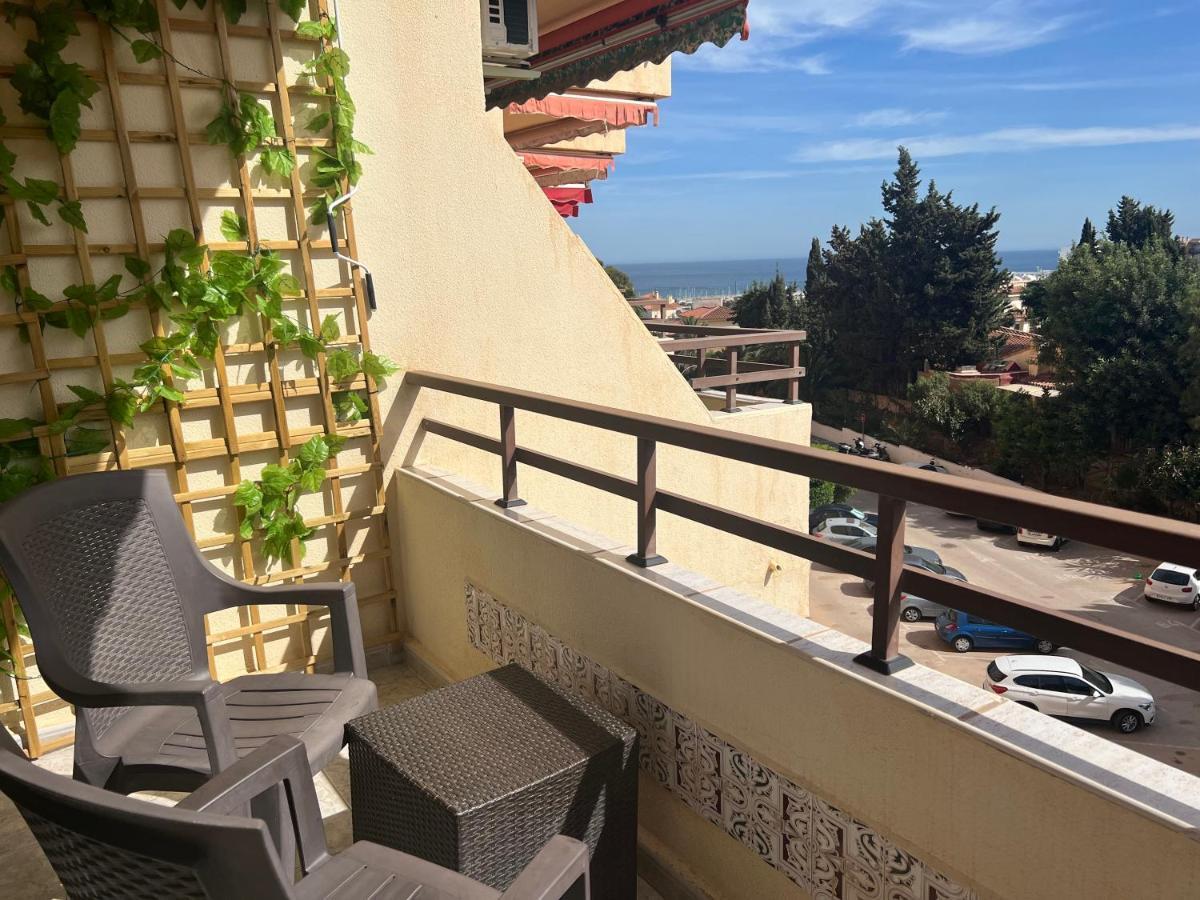 Apartamento Tropical Con Piscina Cerca De La Playa Torremolinos Exterior photo